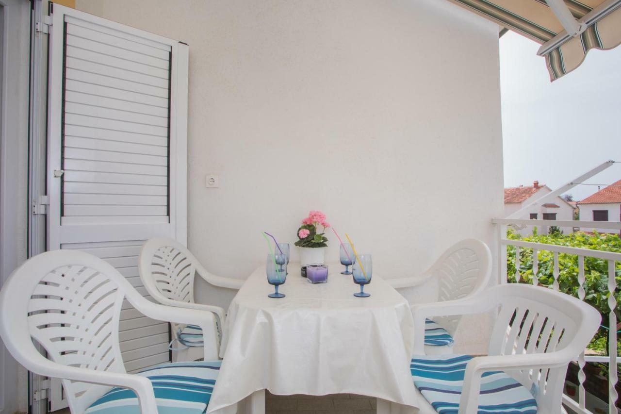Apartmani Branko Lemac Brodarica  Exterior foto